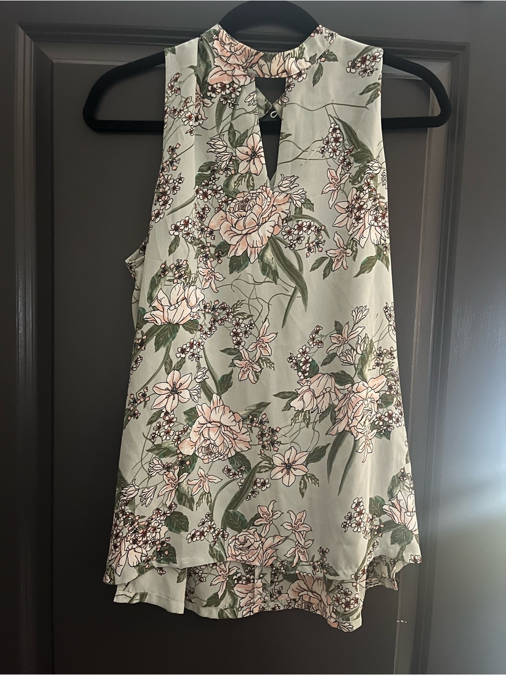 LOFT Floral Sleeveless Keyhole Blouse in Sage and Blush